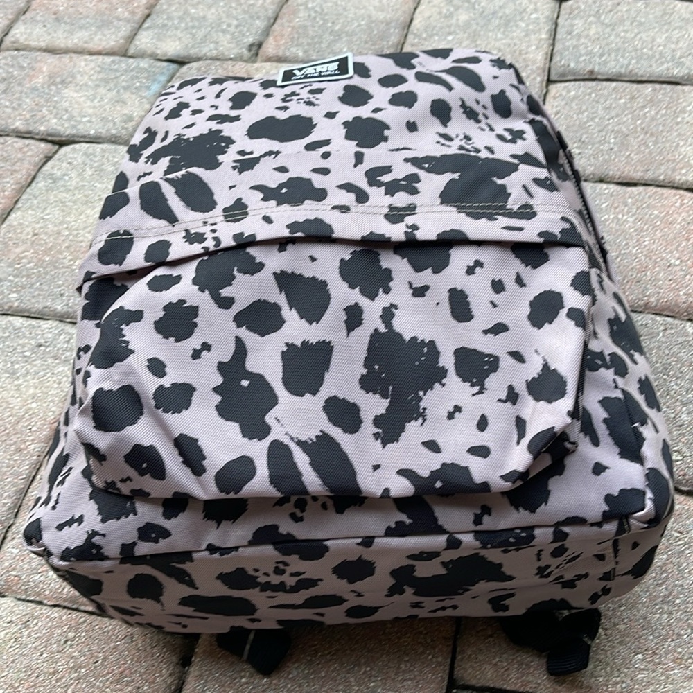 Vans Old Skool H2O Backpack
NWT - Picture 2 of 16